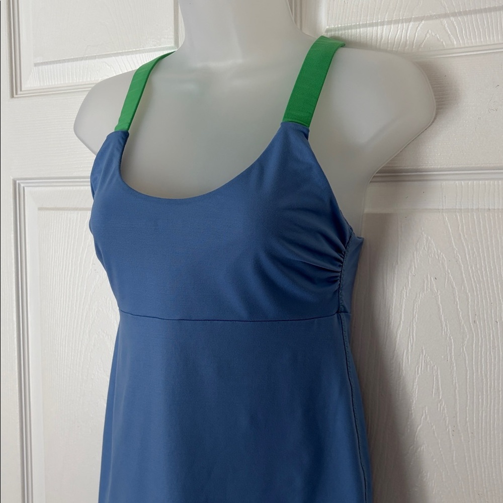 Patagonia Women's Light Blue Top Innerspace Fitness Workout Tank Top size Small - Picture 5 of 13